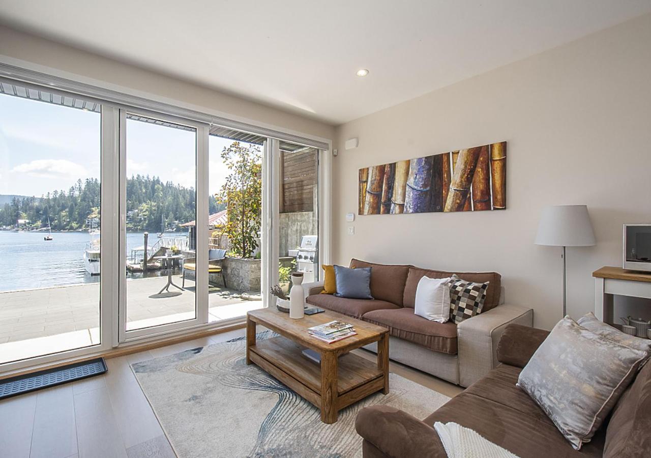 Oceanfront Zen Villa North Vancouver Exterior foto